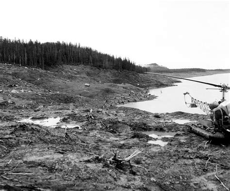 Lituya Bay 1958 tsunami pre.